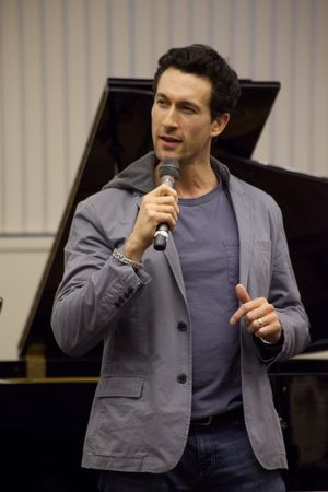 Aaron Lazar @ BroadwayWorld Aaron Lazar Photo