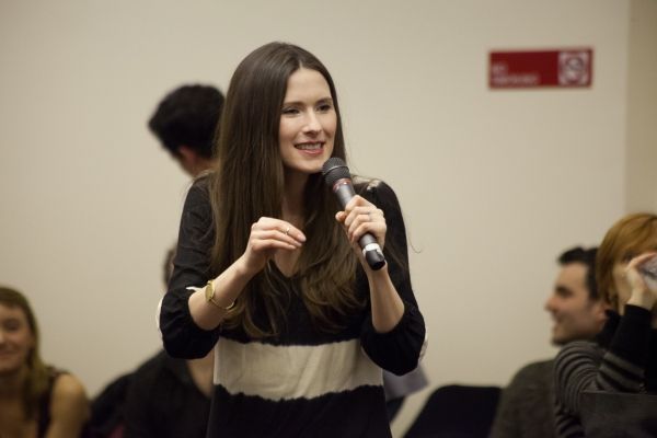 Photos: Cast of Broadway's MAMMA MIA! Teams Up with Sing For Your Seniors — photo 15 of 36