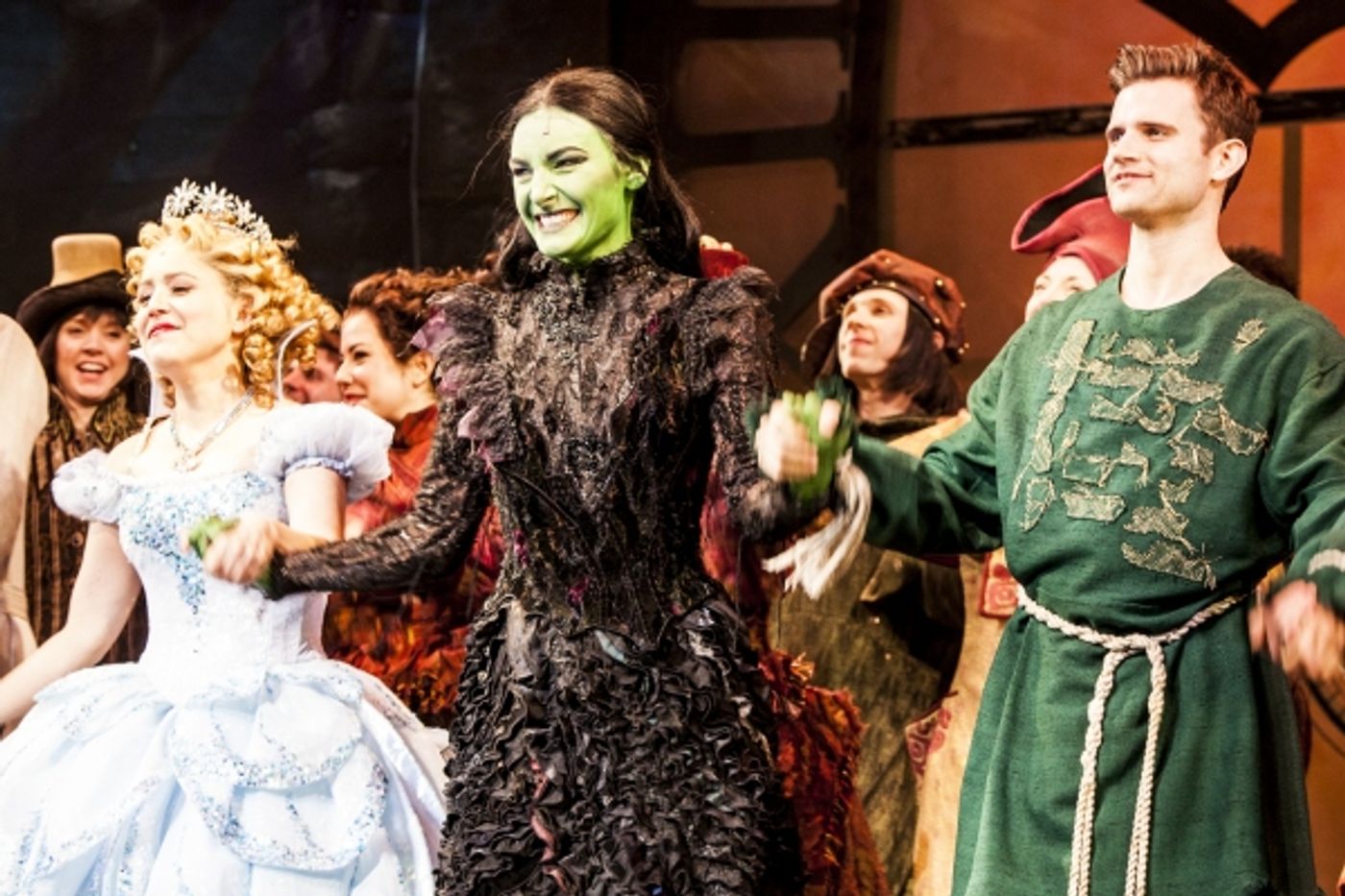 Photo Coverage: Willemijn Verkaik Takes First Bow as WICKED's 'Elphaba'  Image