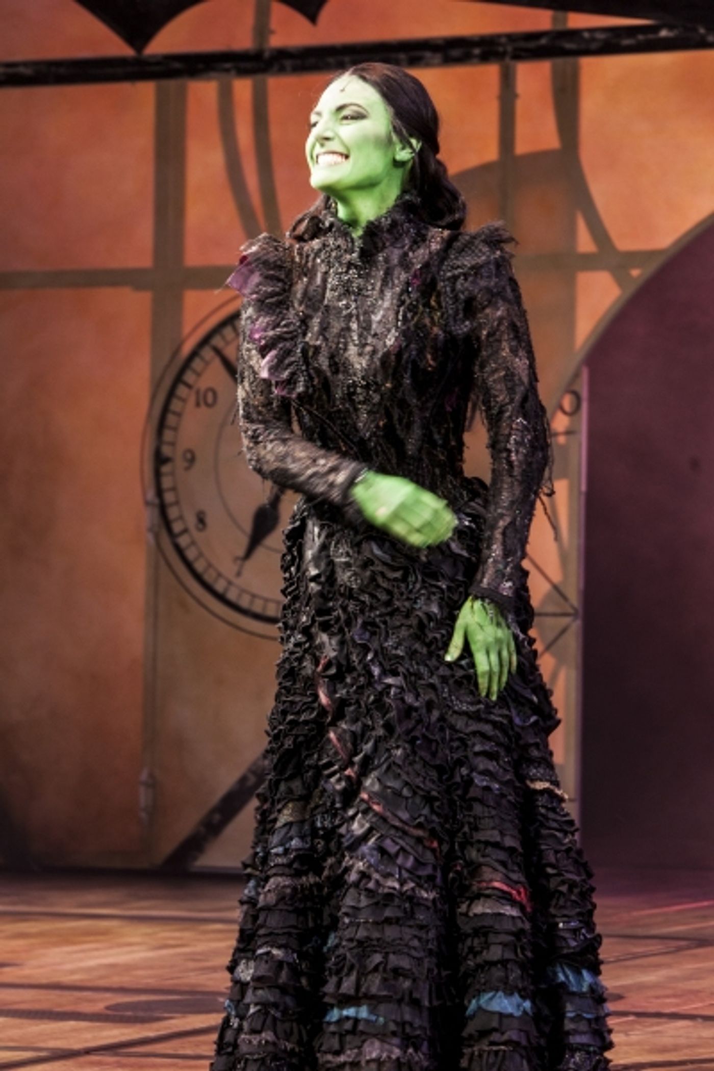 Photo Coverage: Willemijn Verkaik Takes First Bow as WICKED's 'Elphaba'  Image