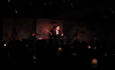 John Lloyd Young  Photo