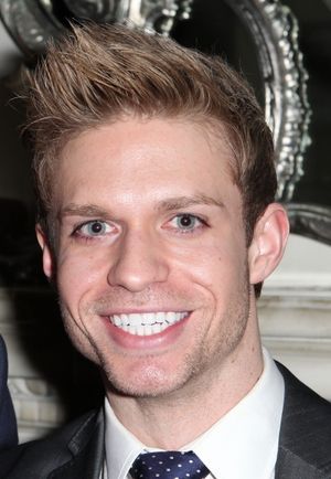 Hunter Ryan Herdlicka @ BroadwayWorld Hunter Ryan Herdlicka Photo