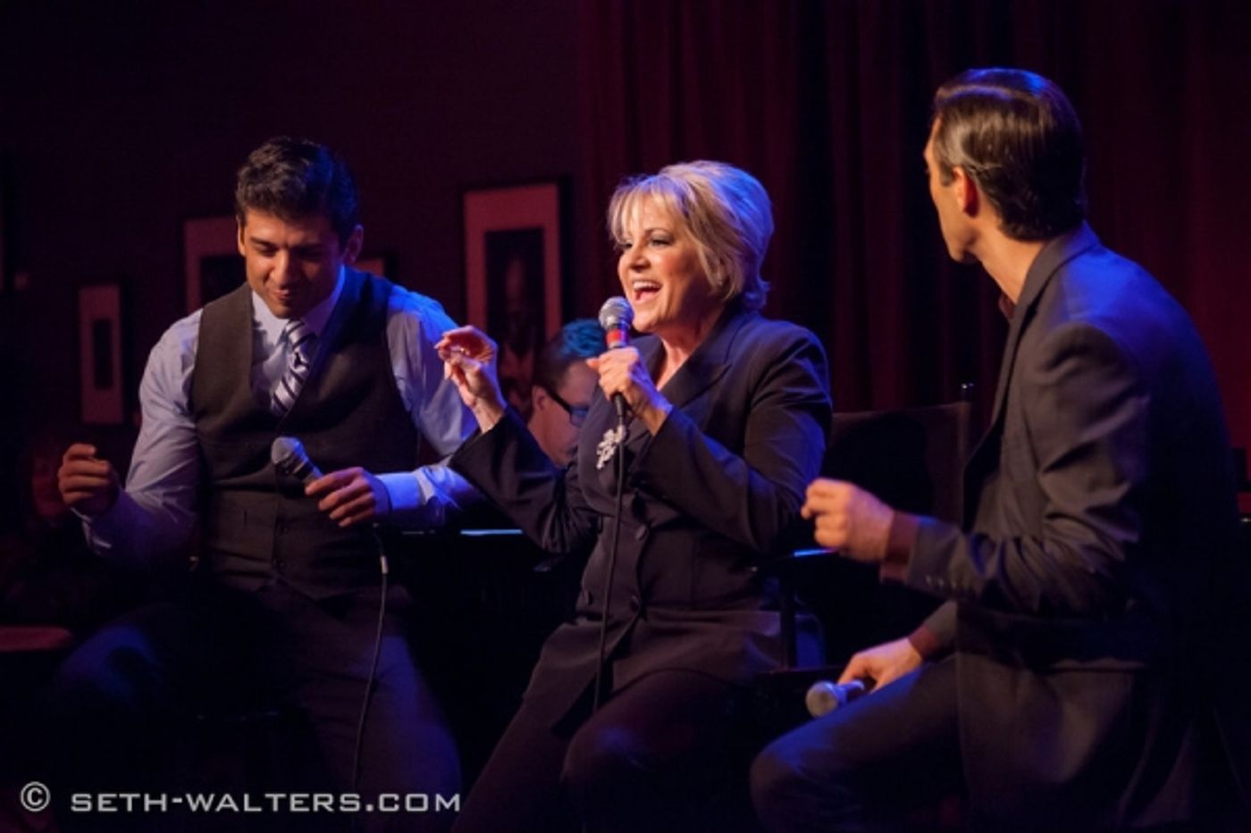 Photo Flash: Liza Minnelli and Barry Manilow Cheer Lorna Luft at Birdland  Image