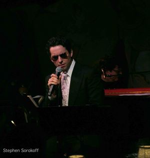 JOHN LLOYD YOUNG Photo