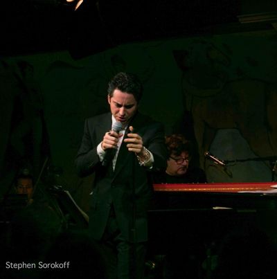 JOHN LLOYD YOUNG Photo