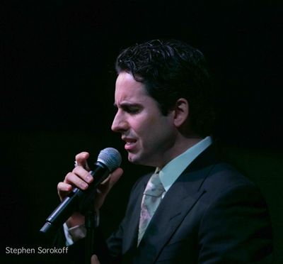 JOHN LLOYD YOUNG Photo