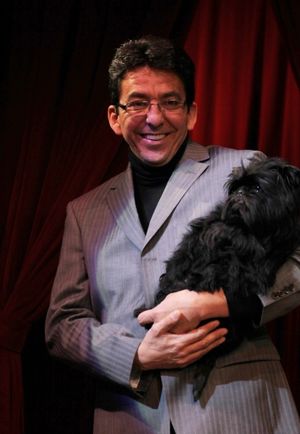 Taking a Bow: Ernesto Lara & Banana Joe Photo