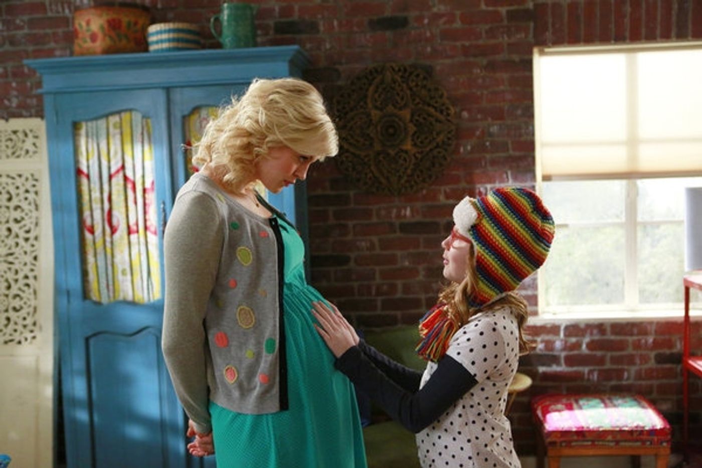 Photo Flash: First Look - 'Dog Children' Episode of NBC's THE NEW NORMAL  Image