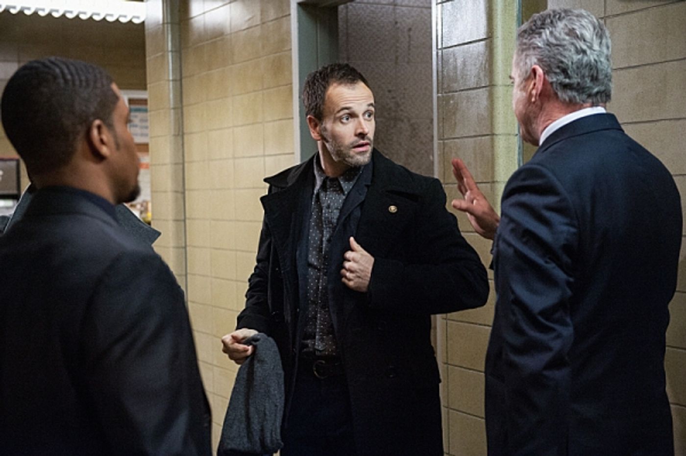 Photo Flash: ELEMENTARY's 'Possibility Two,' Airing 2/21  Image