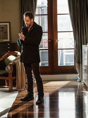 "Possibility Two"-- Sherlock (Jonny Lee Miller) investigates a case involving a wealthy philanthropist who believes his incurable illness was given to him on purpose, on ELEMENTARY, on a Thursday, Feb. 21 on the CBS Television Network. Photo: Jojo Whilden @ BroadwayWorld "Possibility Two"-- Sherlock (Jonny Lee Miller) investigates a case involving a wealt Photo
