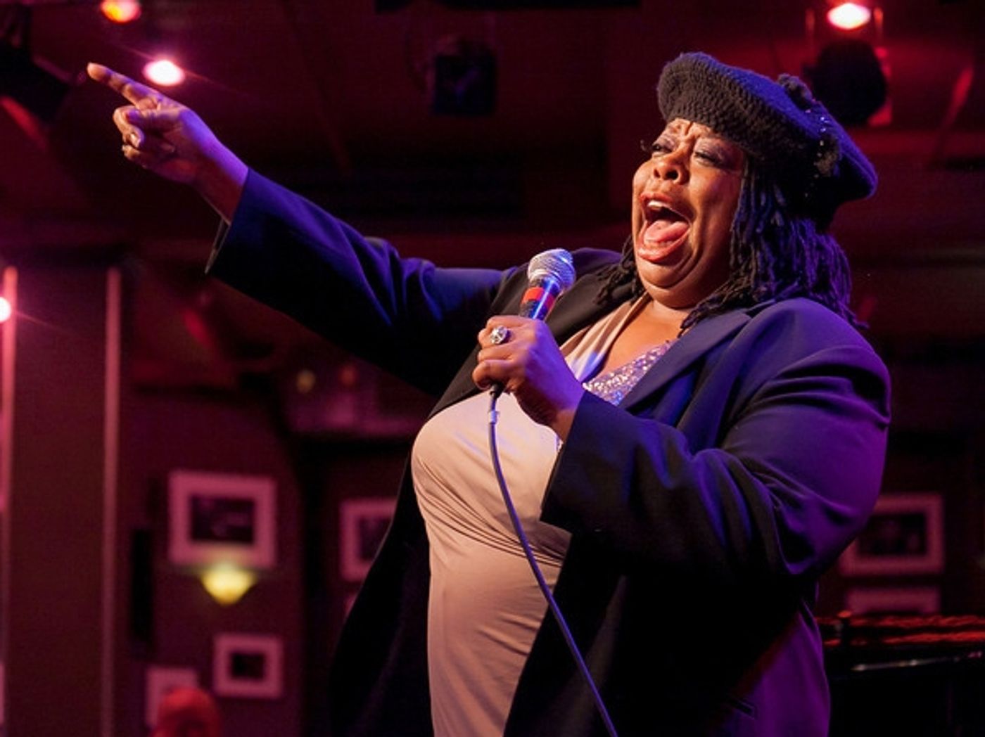 Photo Flash: CHICAGO's Carol Woods and More Perform at Birdland  Image