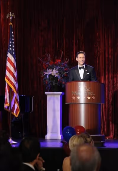 TONY GOLDWYN Photo