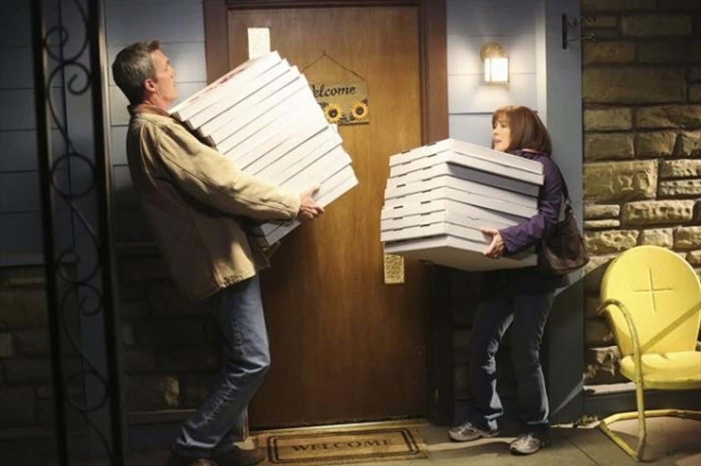 Photo Flash: THE MIDDLE's 'Wheel of Pain'  Image