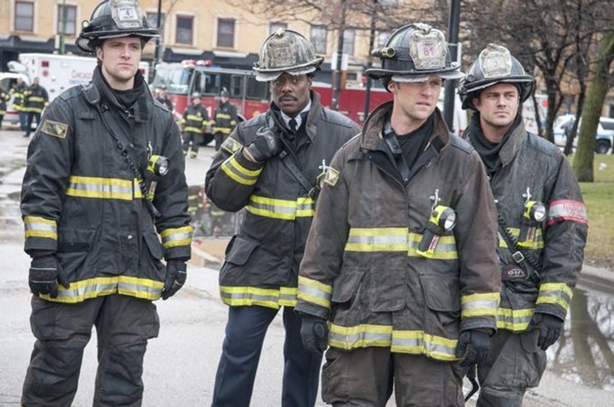 Pictured: (l-r) Shane McRae as Eric Whaley, Eamonn Walker as Battalion Chief Wallace Boden, Taylor Kinney as Kelly Severide, Jesse Spencer as Matthew Casey at 