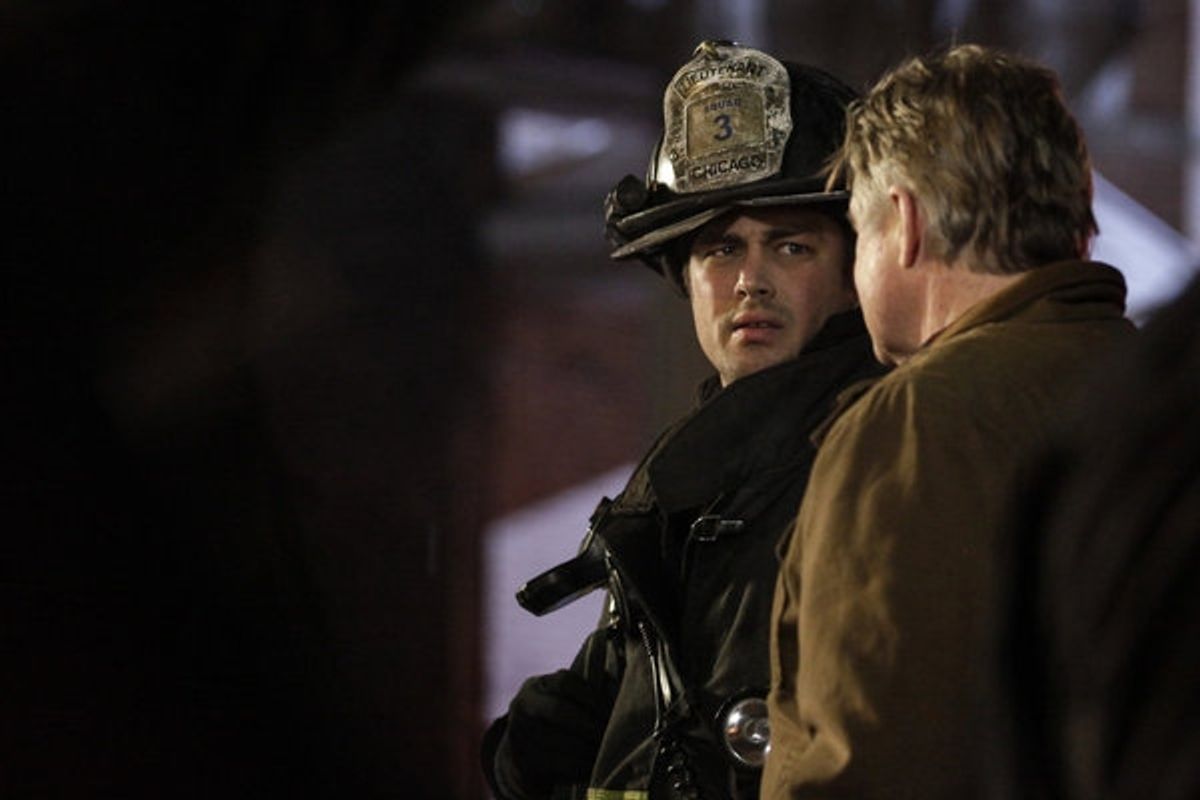CHICAGO FIRE -- 'Better To Lie' Episode 117 -- Pictured: (l-r) Taylor Kinney as Kelly Severide, Treat Williams as Bennie Severide -- (Photo by: Elizabeth Morris/NBC) at 