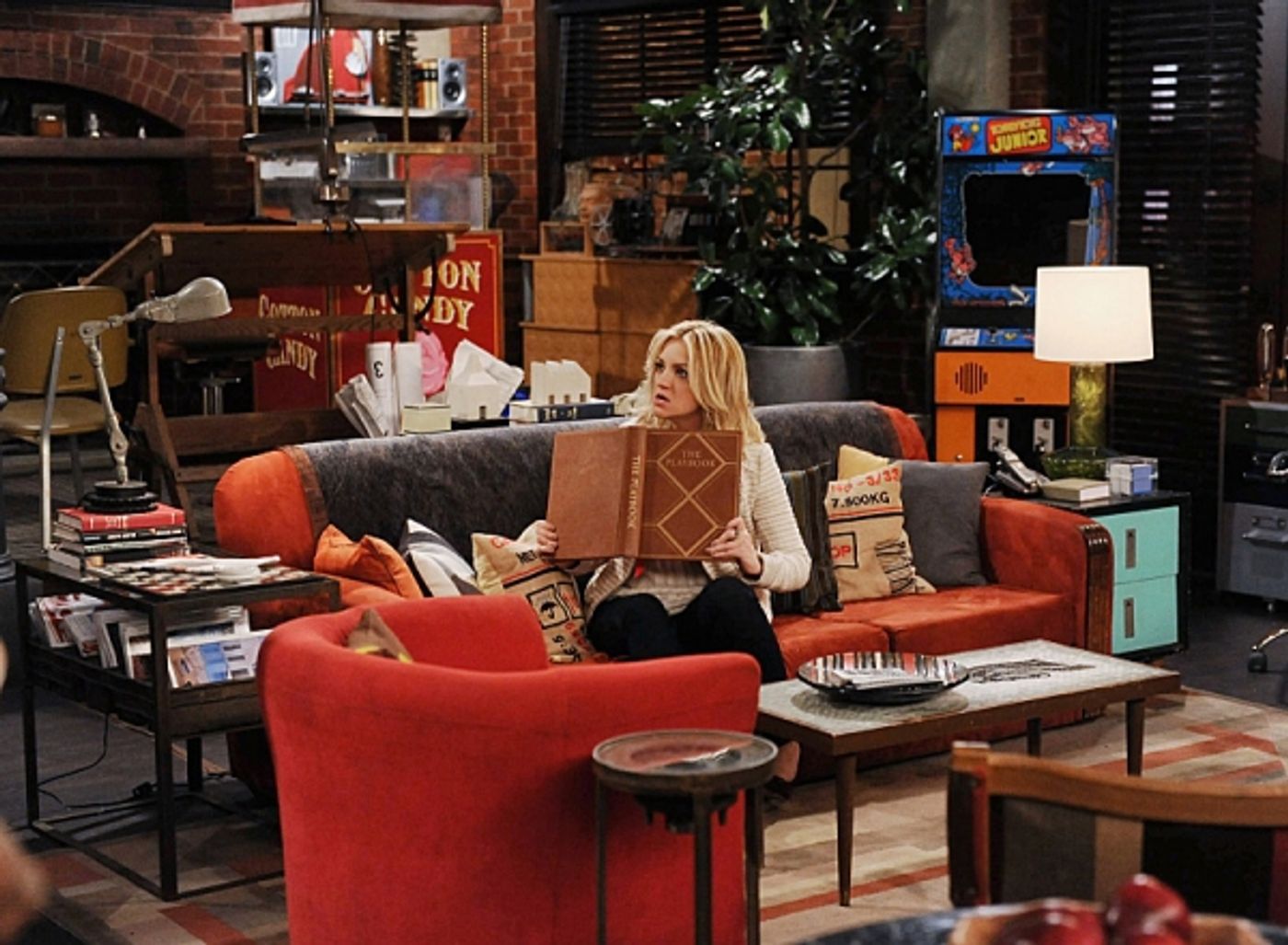 Photo Flash: HOW I MET YOUR MOTHER's 'Weekend at Barney's'  Image