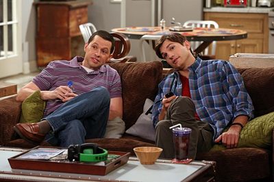 Jon Cryer, Ashton Kutcher
 Photo