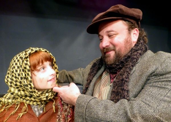 Like so many Eastern European immigrants, Tateh syas to his Little Girl, 