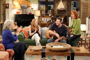 LILY TOMLIN, JULIETTE ANGELO, BLAKE SHELTON, REBA @ BroadwayWorld LILY TOMLIN, JULIETTE ANGELO, BLAKE SHELTON, REBA Photo