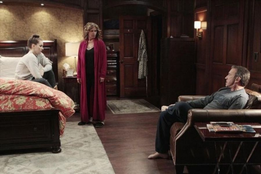 Photo Flash: LAST MAN STANDING's 'Breaking Curfew' Image