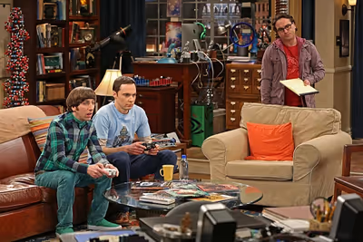 Simon Helberg, Jim Parsons, Johnny Galecki
 Photo