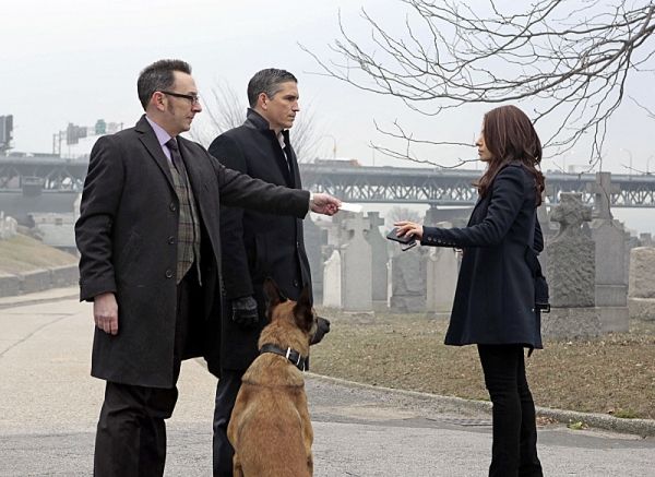 Michael Emerson, Jim Caviezel, Sarah Shahi
 Photo