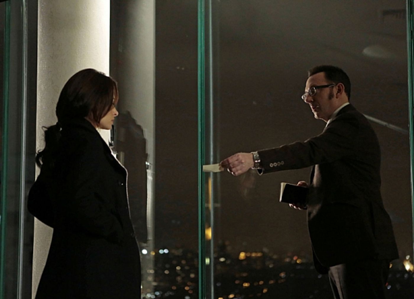 Photo Flash: Tomorrow Night's All New PERSON OF INTEREST Photo Flash: Tomorrow Night's All New PERSON OF INTEREST Image