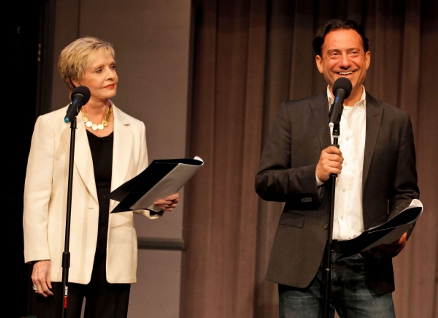 Photo Flash: Scott Adsit, Illeana Douglas and More in ACME Comedy Theatre's CELEBRITY AUTOBIOGRAPHY  Image