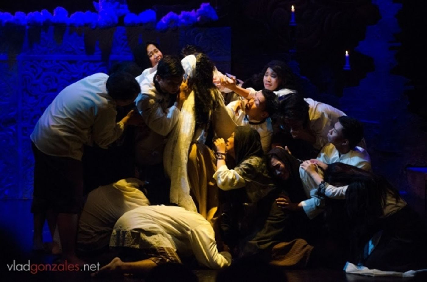 Photos: Floy Quintos' COLLECTION by Dulaang UP Photos: Floy Quintos' COLLECTION by Dulaang UP Image