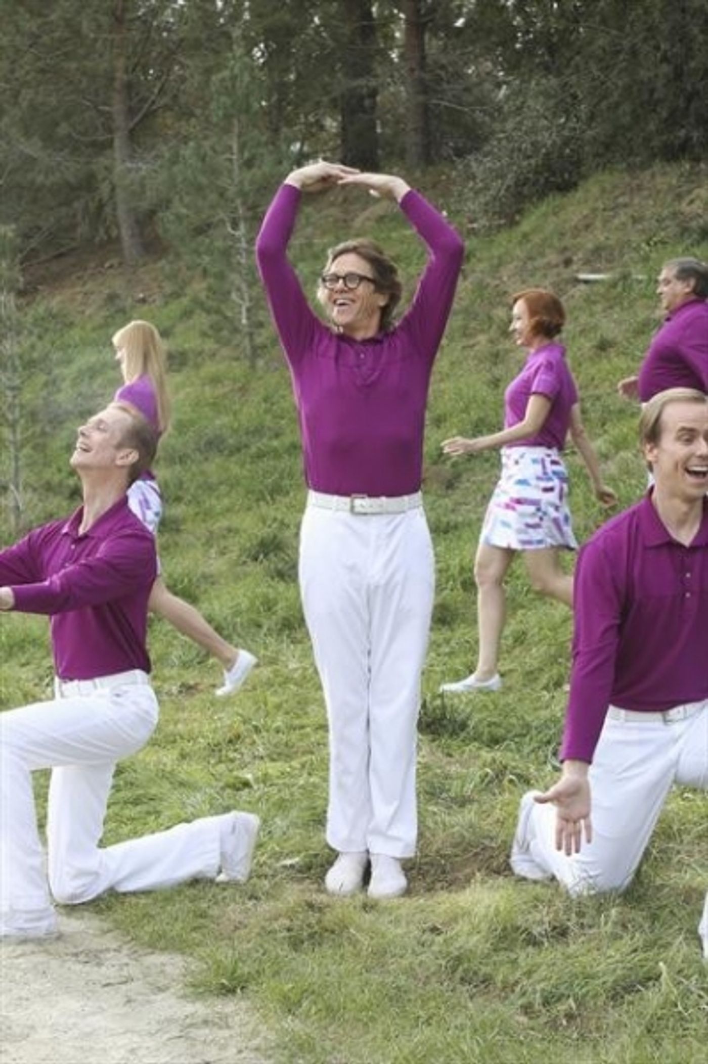 Photo Flash: First Look - THE NEIGHBORS' 'Sing Like a Larry Bird,' Premiering 3/13  Image