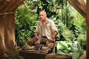 HECTOR ELIZONDO Photo