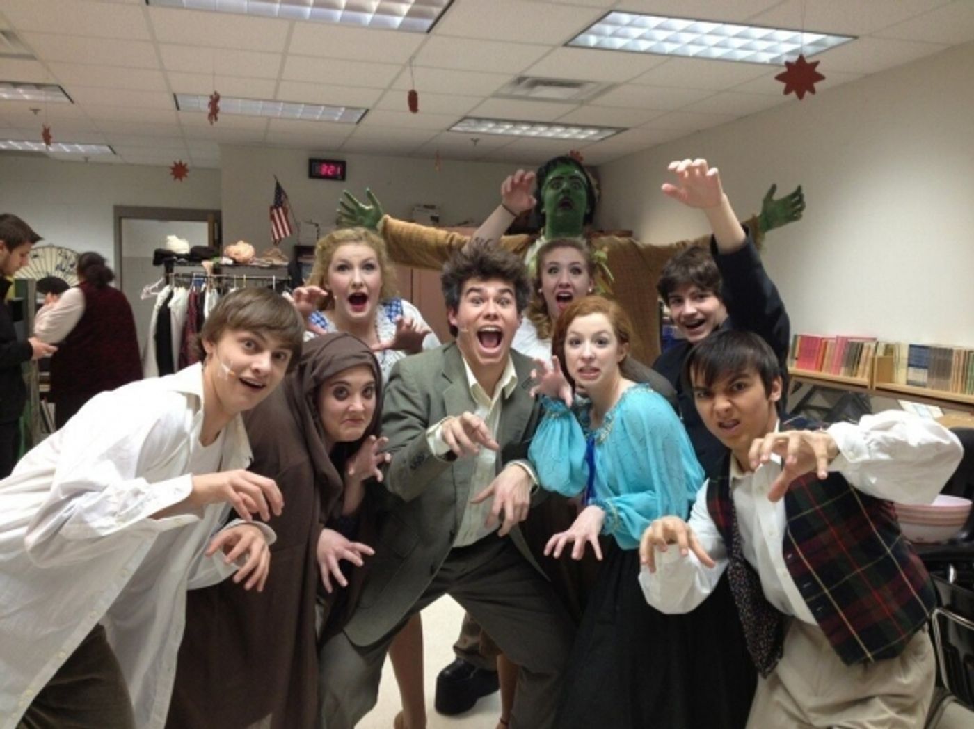 Photo Flash: Saturday Intermission Pics, Feb 23, Part 2 - LES MIS Tour Preps for the Oscars, HANDS ON A HARDBODY and More!  Image