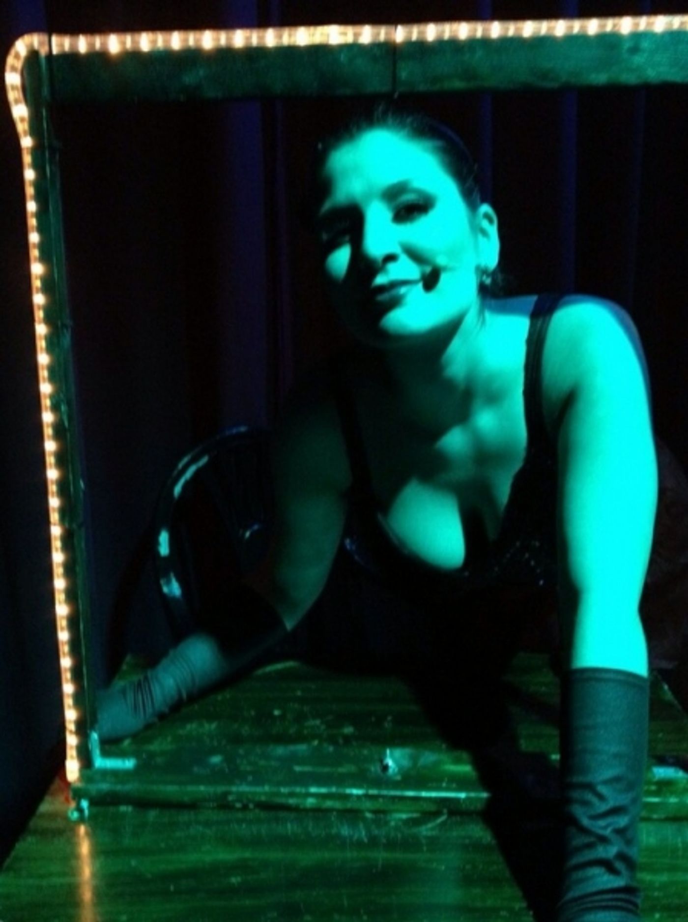 Photo Flash: Saturday Intermission Pics, Feb 23, Part 2 - LES MIS Tour Preps for the Oscars, HANDS ON A HARDBODY and More!  Image