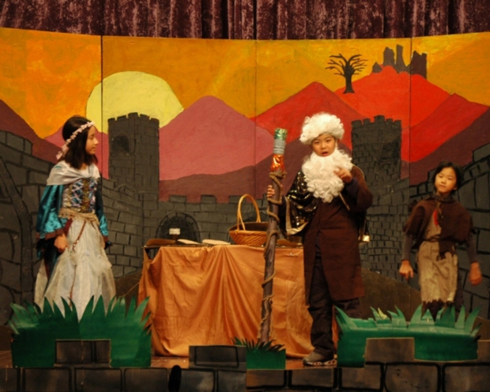 Photo Flash: First Look at Beijing Playhouse Academy's KING ARTHUR AND GUINEVERE — photo 6 of 10