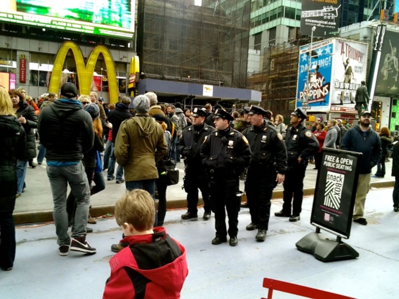 Photo Flash: ART = AMMO: Artists in Support of Gun Control Holds Flash Mob in Times Square Photo Flash: ART = AMMO: Artists in Support of Gun Control Holds Flash Mob in Times Square Image