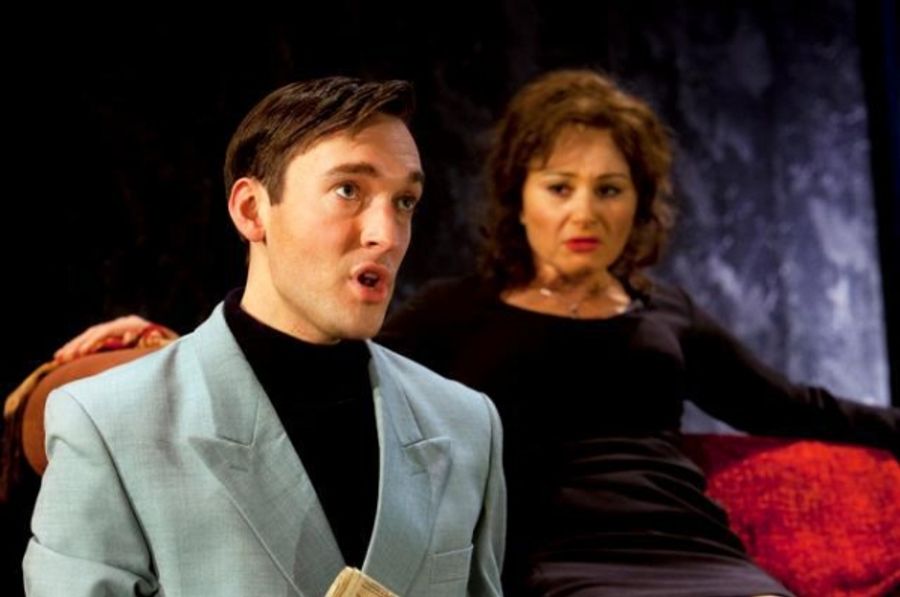 Photo Flash: First Look at Frances Ruffelle and More in West End's PIAF Image