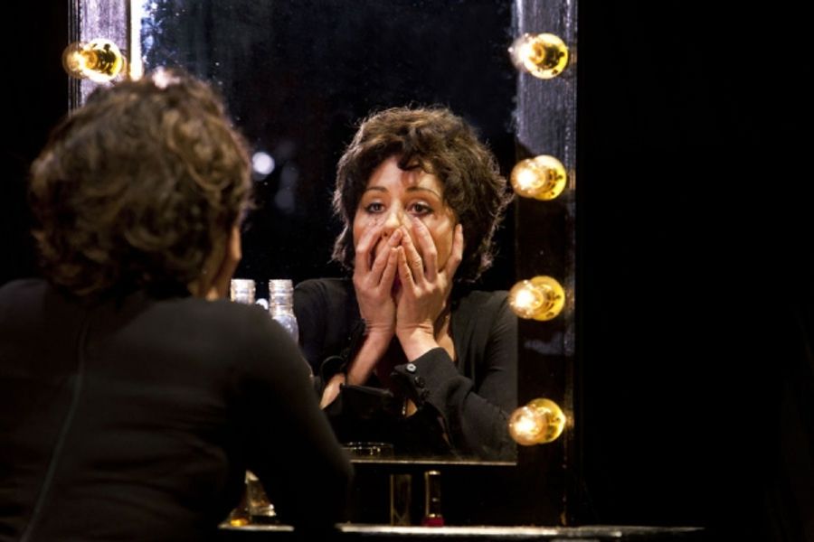Photo Flash: First Look at Frances Ruffelle and More in West End's PIAF Image