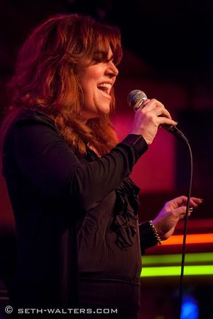 Debbie Gravitte Photo