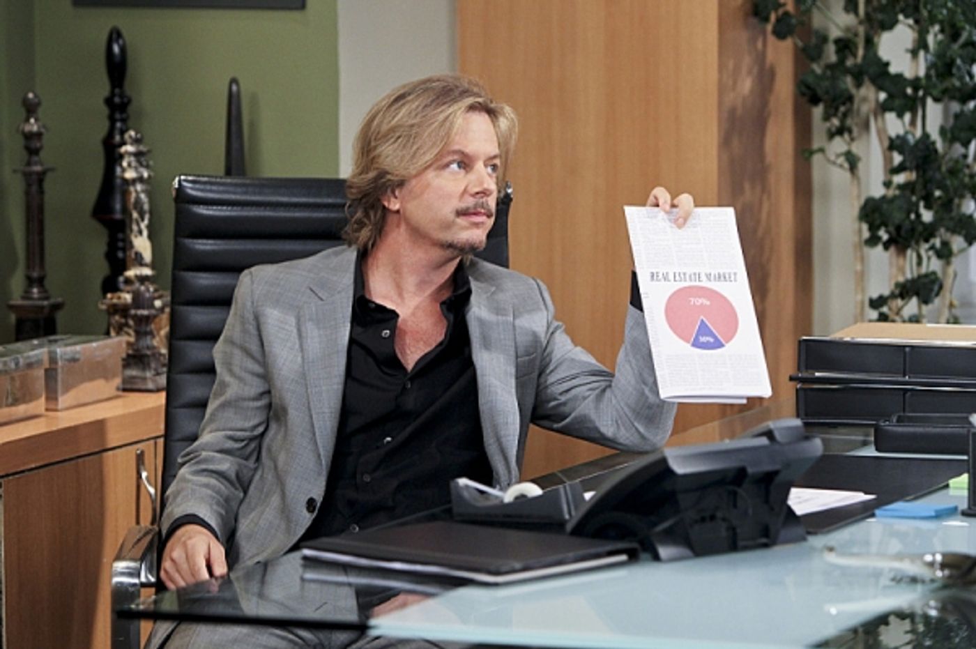 Photo Flash: First Look - RULES OF ENGAGEMENT's 'Baby Talk,' Airing 3/11  Image