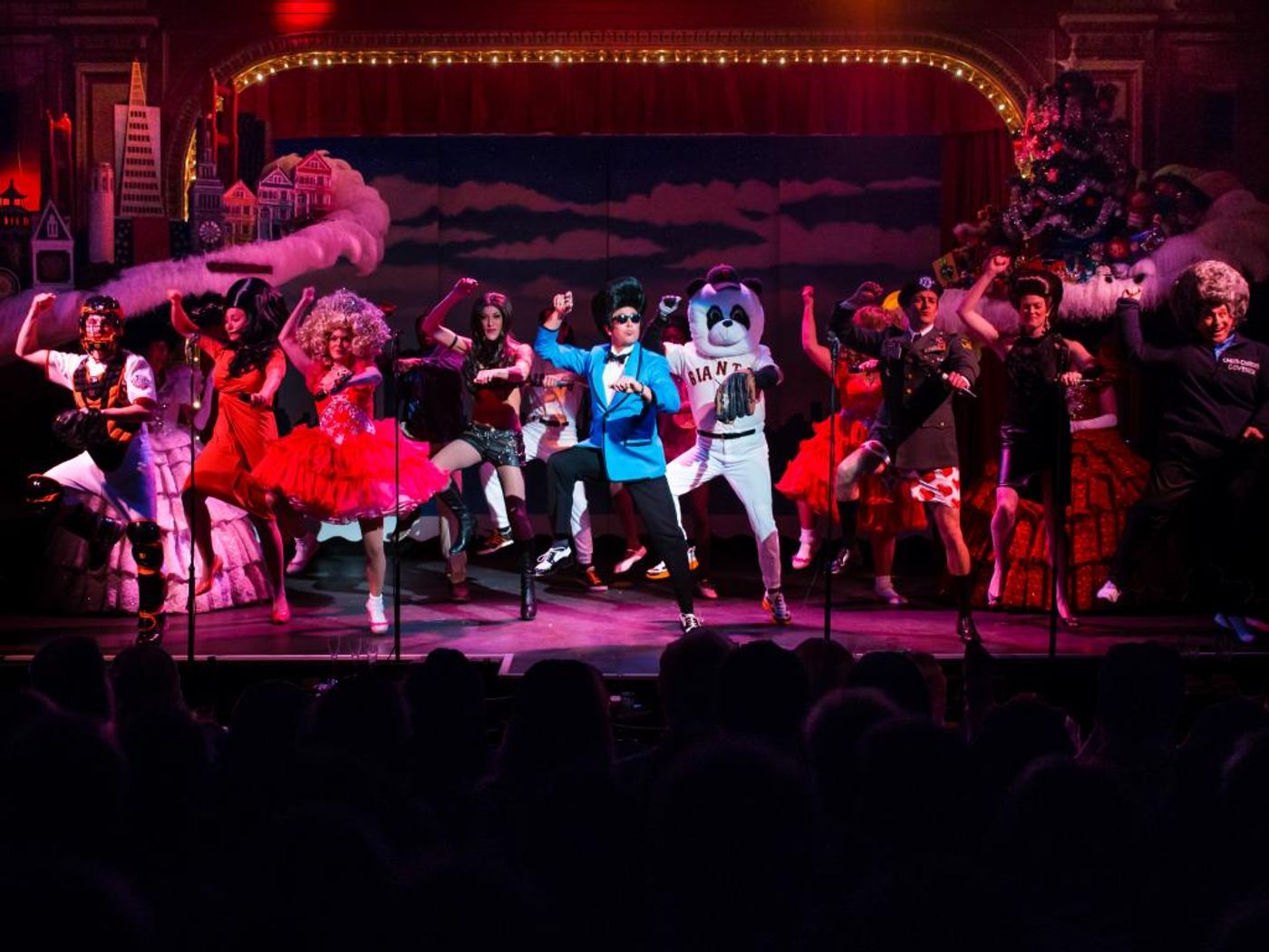 Photo Flash: Steve Silver's BEACH BLANKET BABYLON Continues at Club Fugazi Photo Flash: Steve Silver's BEACH BLANKET BABYLON Continues at Club Fugazi Image