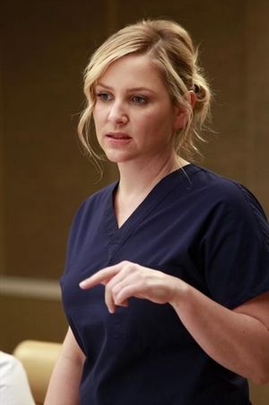JESSICA CAPSHAW @ BroadwayWorld JESSICA CAPSHAW Photo