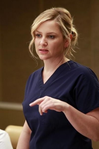 JESSICA CAPSHAW Photo