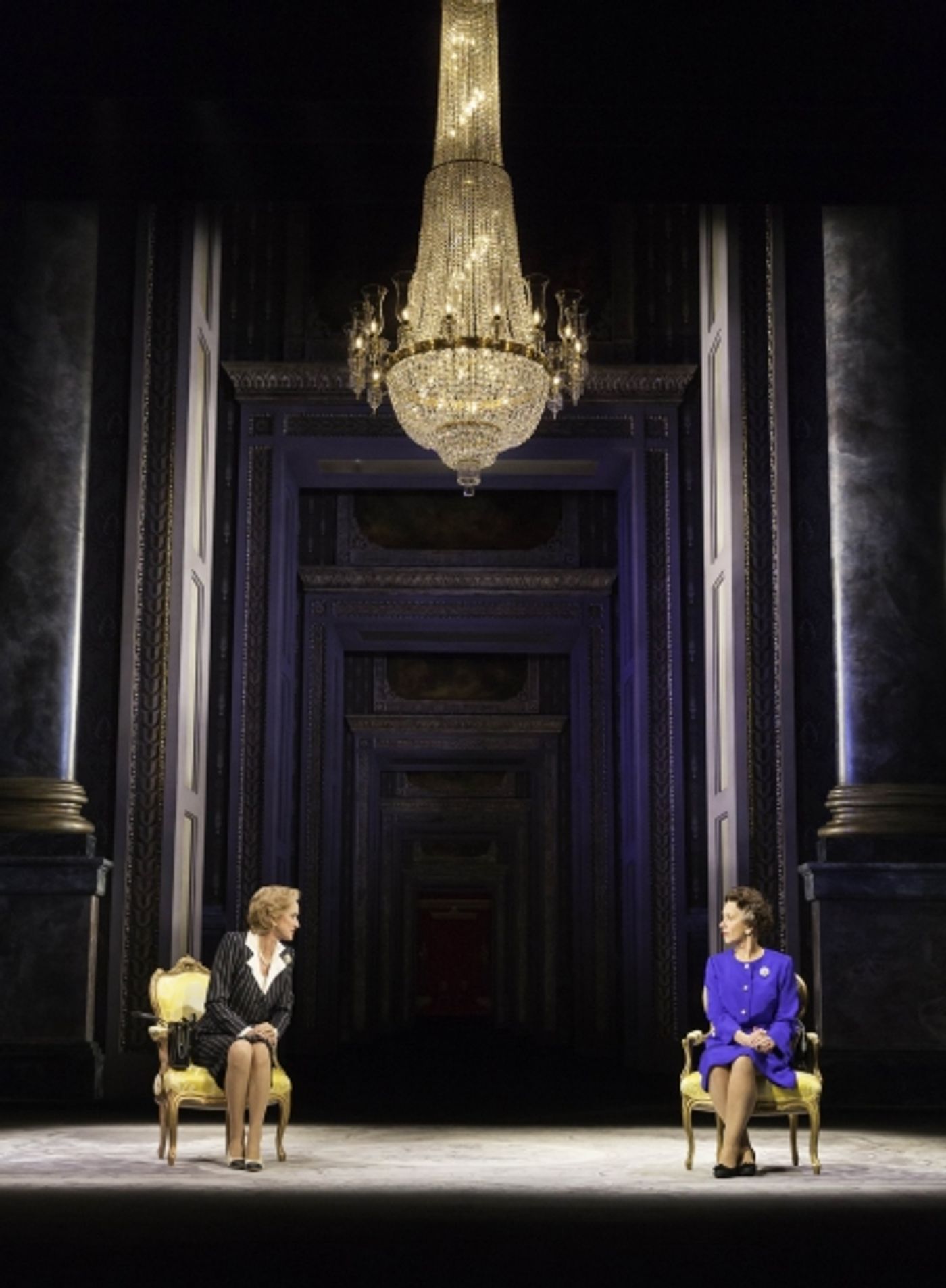 Photo Flash: Back as The Queen! First Look at Helen Mirren, Michael Elwyn and More in THE AUDIENCE  Image