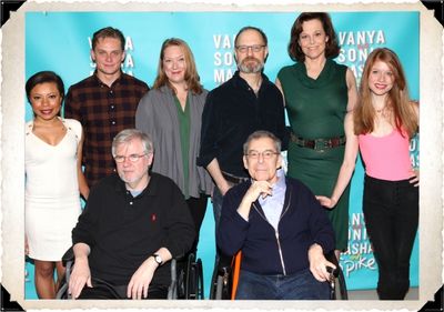 (L-R) Shalita Grant, Billy Magnussen, Kristine Nielsen, David Hyde Pierce, Sigourney  Photo
