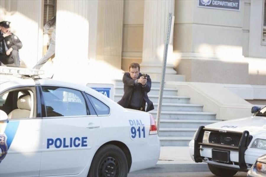 Photo Flash: First Look - BODY OF PROOF's 'Mob Mentality,' Airing 3/12 Image