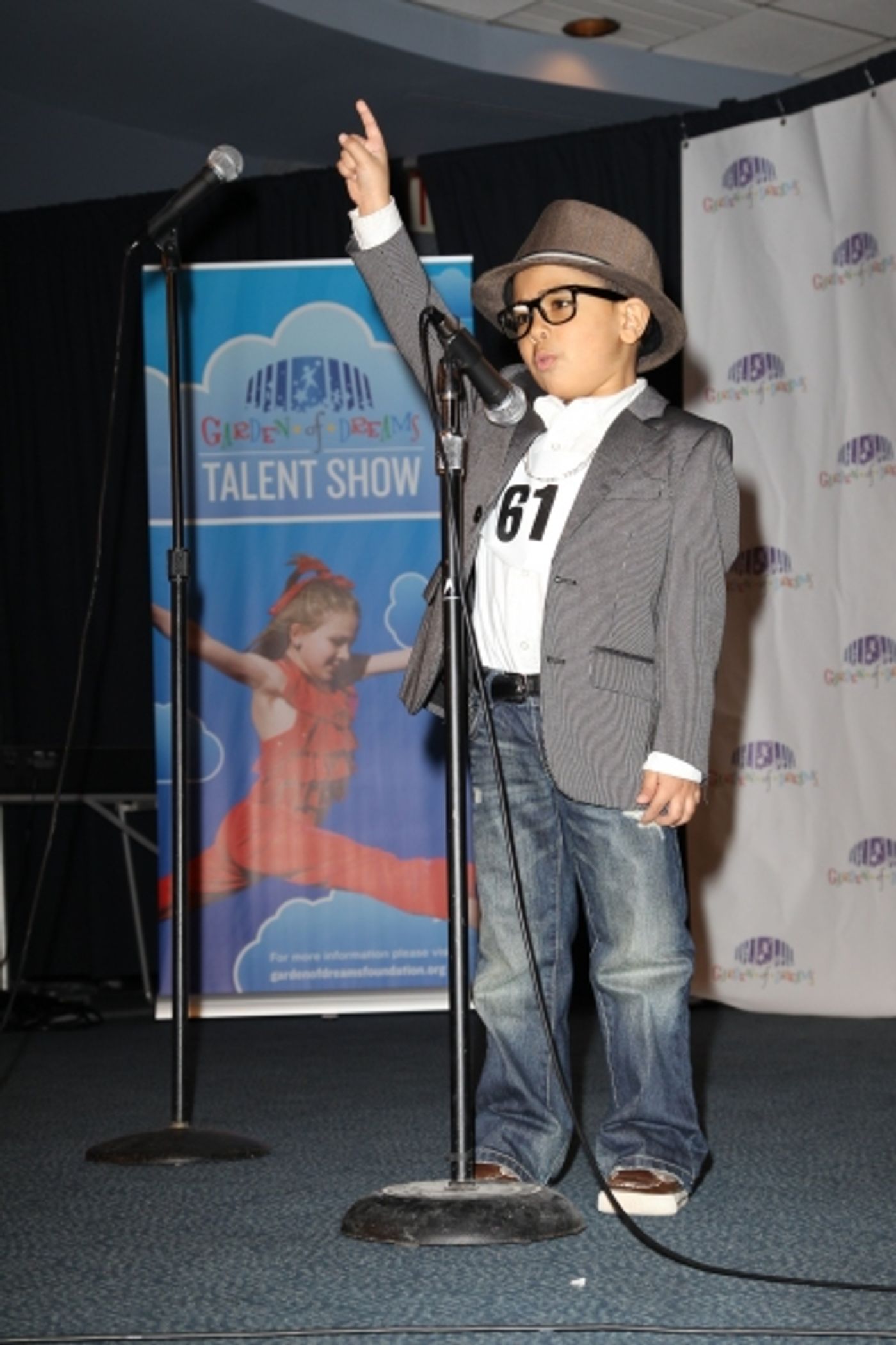 Photo Flash: Tony Vincent and More at 2013 Garden of Dreams Talent Show Auditions  Image