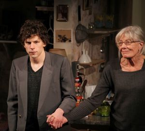 Jesse Eisenberg & Vanessa Redgrave @ BroadwayWorld Jesse Eisenberg & Vanessa Redgrave Photo