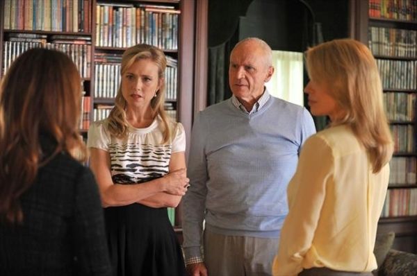 DANA DELANY, TRACY MIDDENDORF, ALAN DALE, JERI RYAN Photo