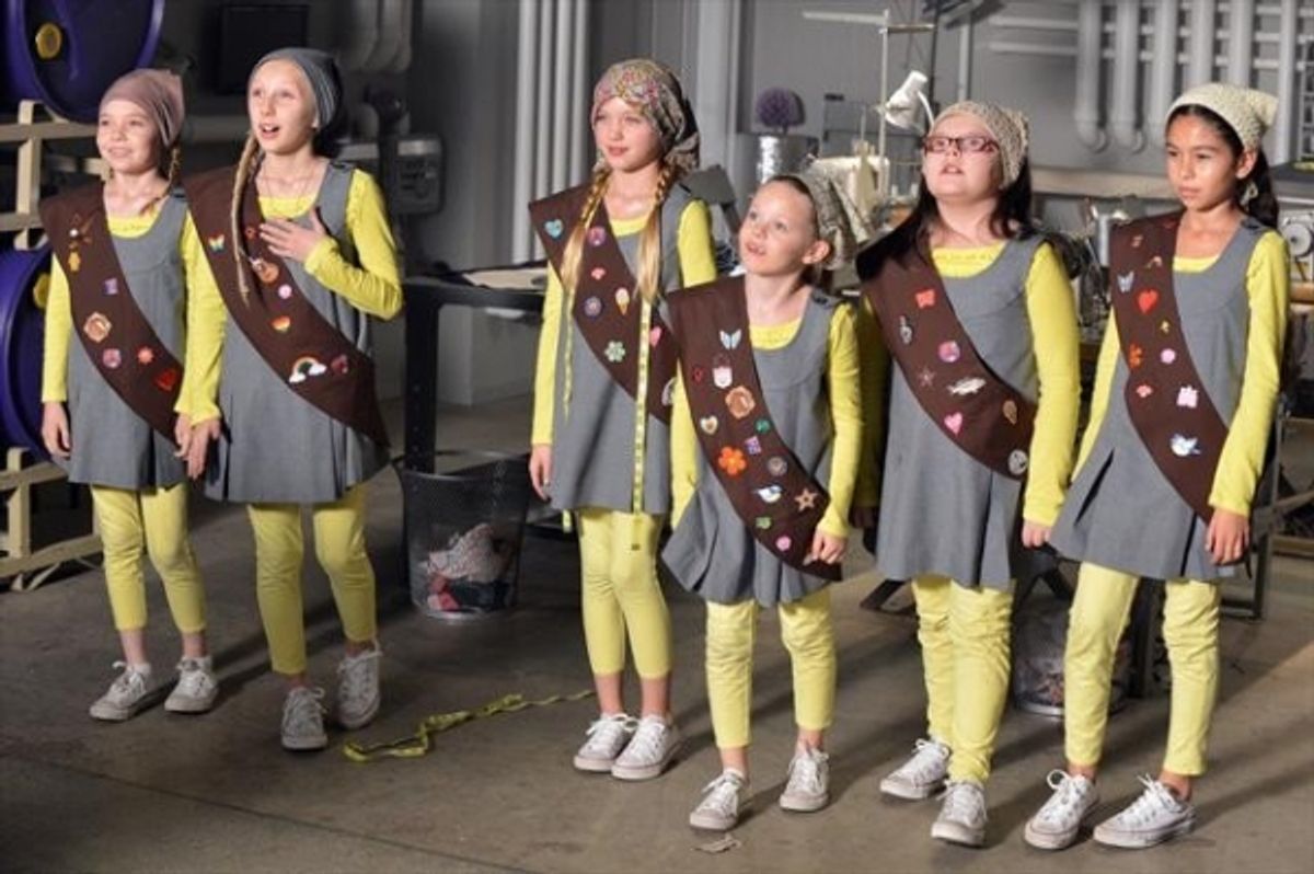 ISABELLA CRAMP, MARLOWE PEYTON, ISABELLA NIEMS at 