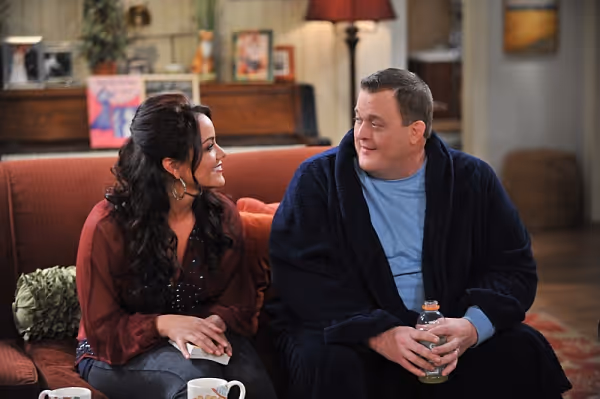 Katy Mixon, Billy Gardell Photo